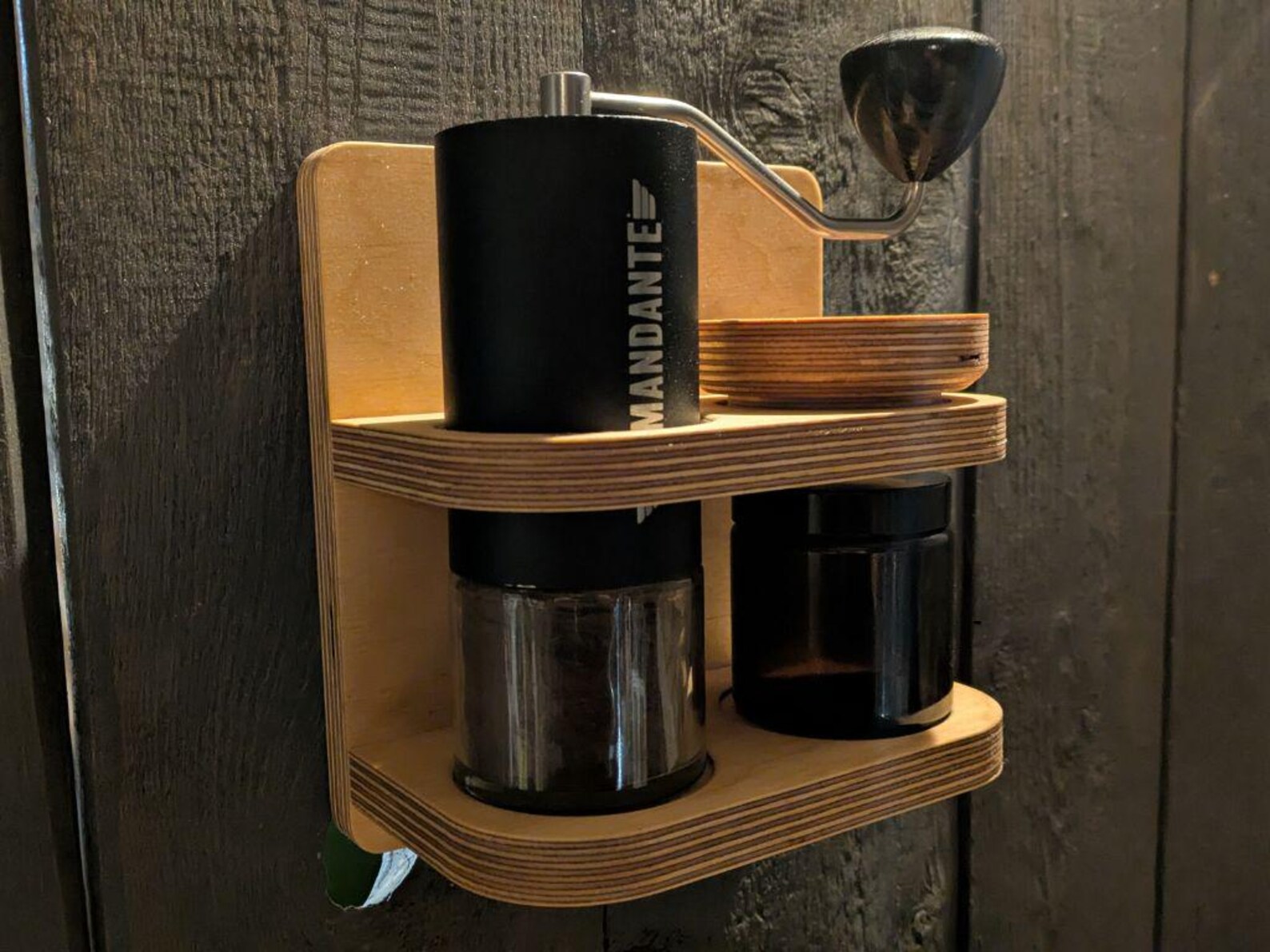 Wandhalterung mit Glas